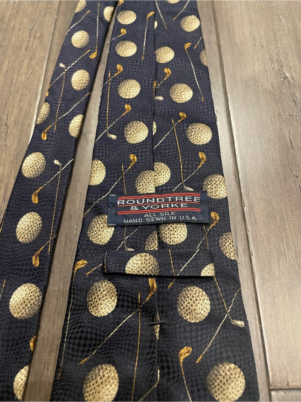 Vintage Roundtree & Yorke Golf Tie – All Silk Made in USA